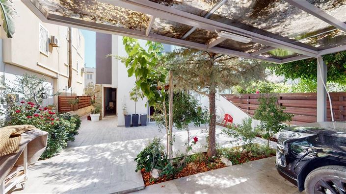 Image No.13-4 Bed House for sale