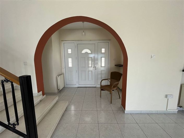 Image No.13-3 Bed House for sale