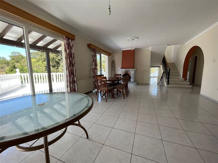 Image No.4-3 Bed House for sale