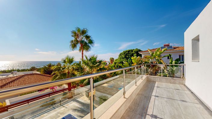 Image No.21-5 Bed House for sale