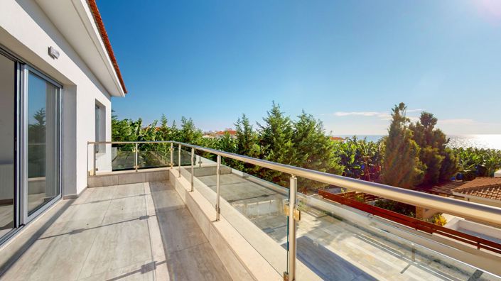 Image No.22-5 Bed House for sale