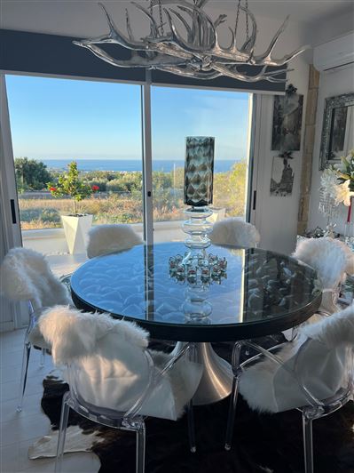 Image No.3-4 Bed House for sale