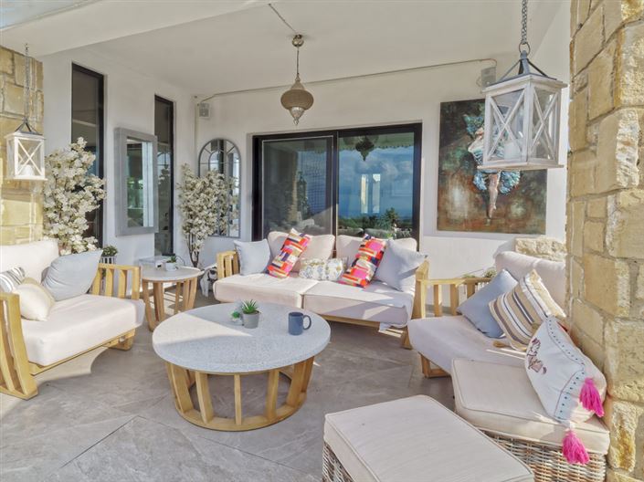 Image No.30-4 Bed House for sale