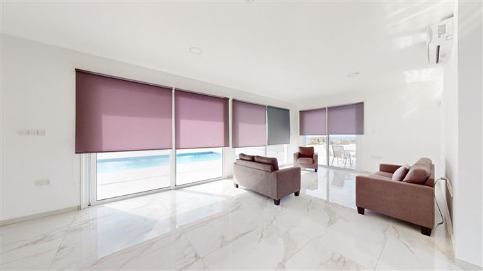 Image No.4-3 Bed House for sale