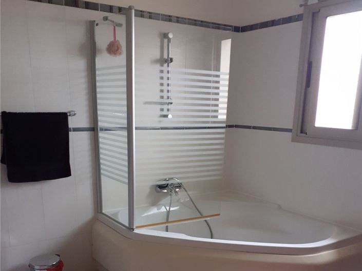 Image No.16-6 Bed House for sale