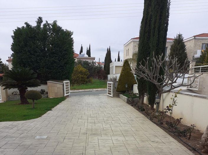 Image No.21-6 Bed House for sale