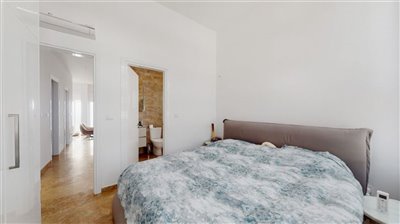 a9ef0a18-538a-48e8-8366-75e0c6c9fafb