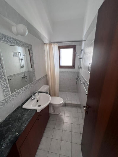 Image No.11-4 Bed House for sale