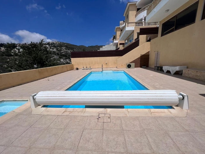 Image No.26-4 Bed House for sale