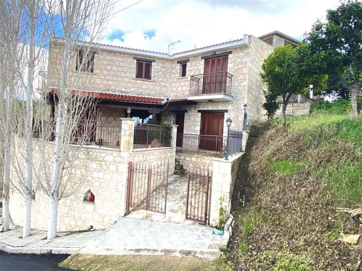 Image No.1-3 Bed House for sale