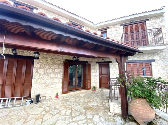 Image No.14-3 Bed House for sale