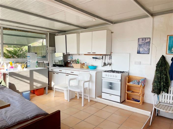 Image No.9-5 Bed House for sale