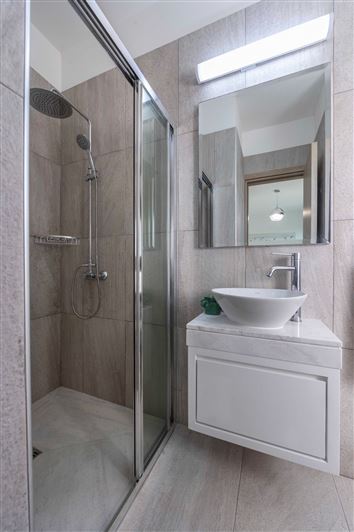 Image No.12-3 Bed House for sale