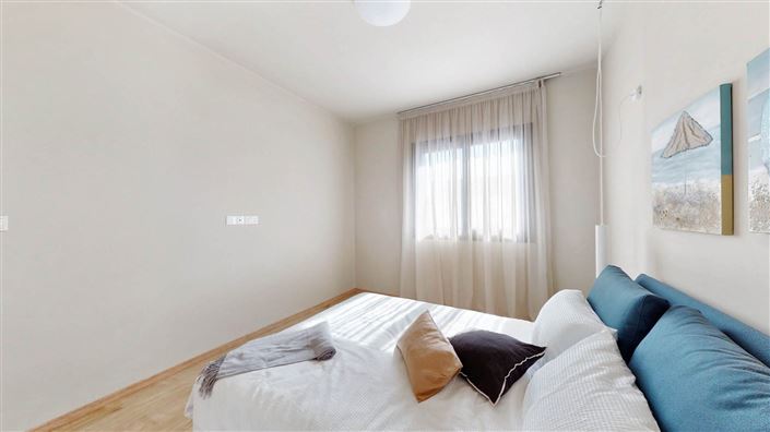 Image No.14-3 Bed House for sale