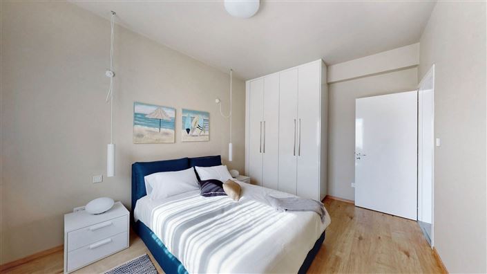 Image No.15-3 Bed House for sale