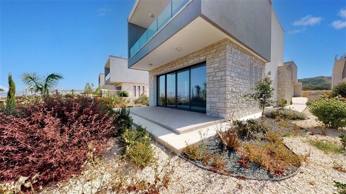 Image No.22-3 Bed House for sale