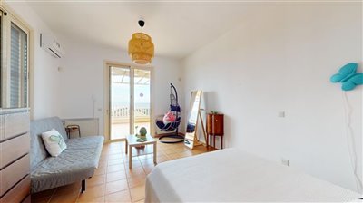 de4425f5-3793-4f20-b424-61591f42059e