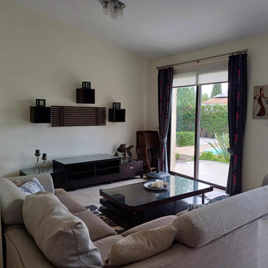 Image No.3-3 Bed House for sale