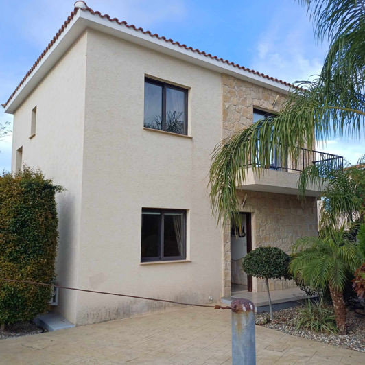 Image No.8-3 Bed House for sale