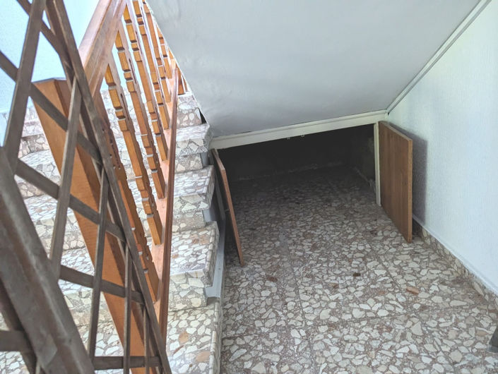 Image No.12-3 Bed House for sale