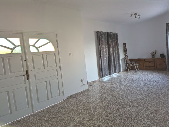 Image No.2-3 Bed House for sale