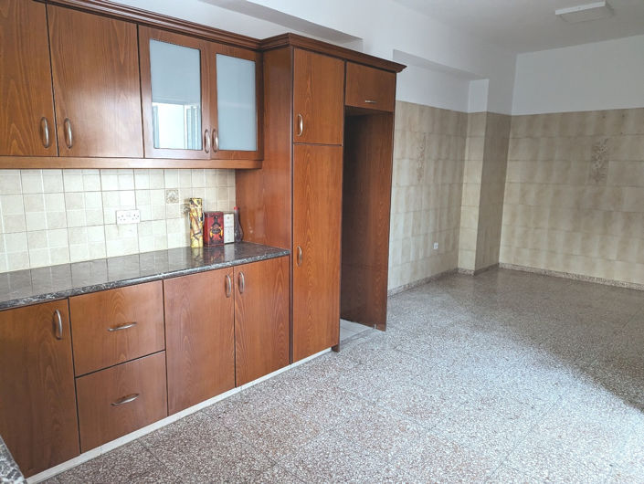 Image No.20-3 Bed House for sale