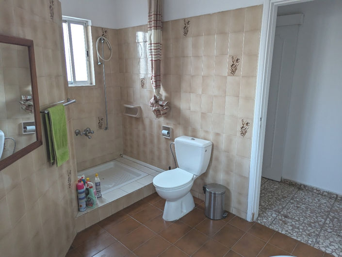 Image No.22-3 Bed House for sale