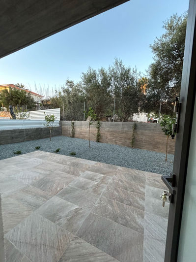 Image No.13-4 Bed House for sale