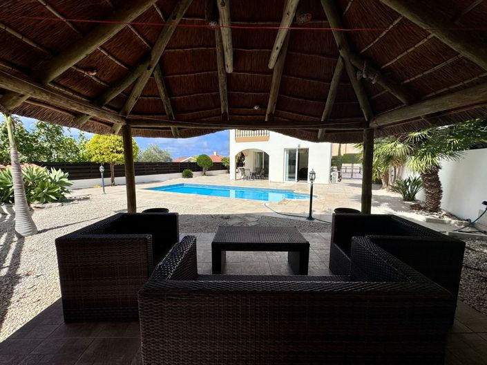 Image No.19-3 Bed House for sale