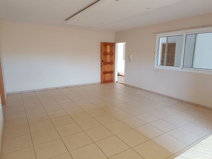 Image No.2-3 Bed Apartment for sale