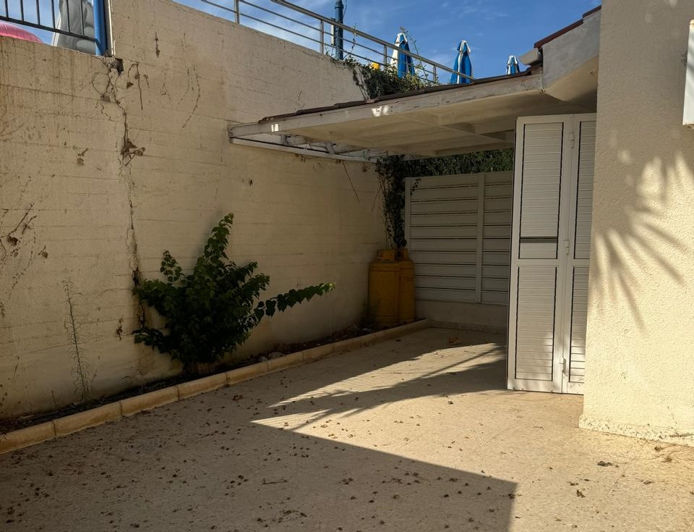 Image No.12-2 Bed Bungalow for sale