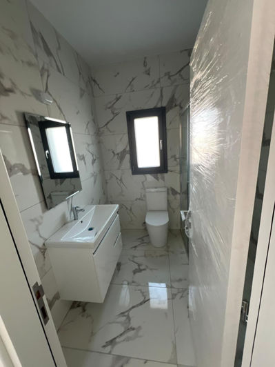 Image No.13-3 Bed House for sale