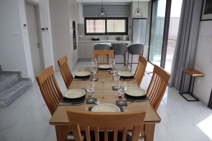 Image No.3-3 Bed Villa for sale