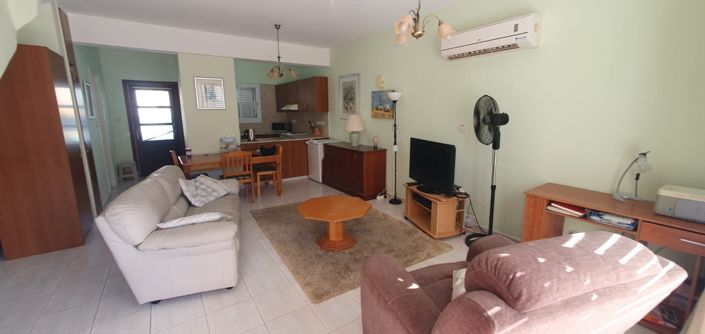 Image No.9-2 Bed House for sale