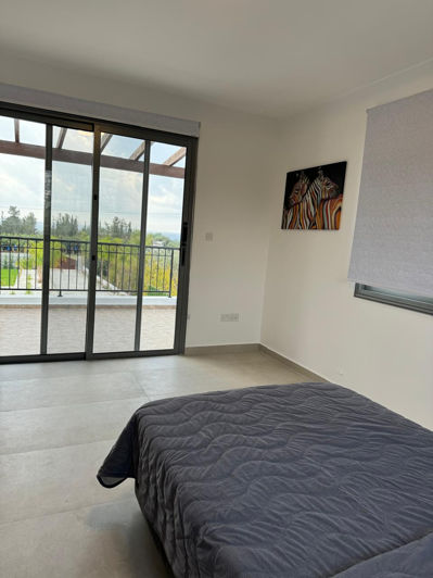 Image No.13-5 Bed House for sale