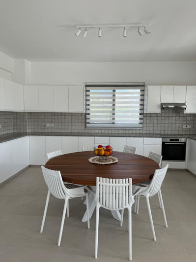 Image No.4-5 Bed House for sale