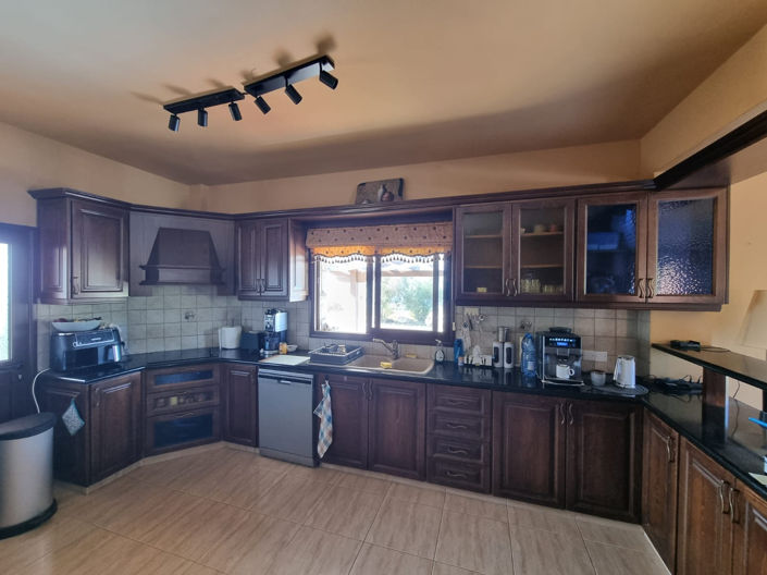 Image No.4-Maison de 4 chambres à vendre à Paphos