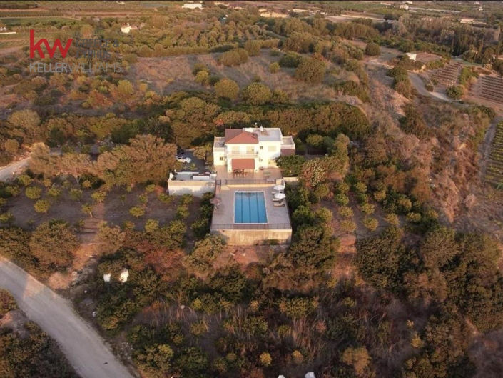 Image No.13-5 Bed House for sale