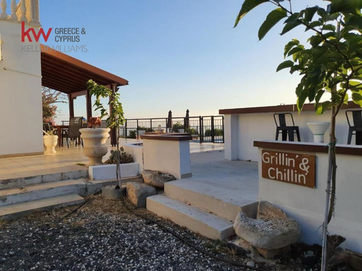 Image No.9-5 Bed House for sale