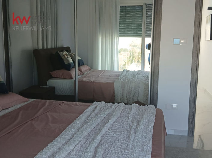 Image No.7-3 Bed House for sale