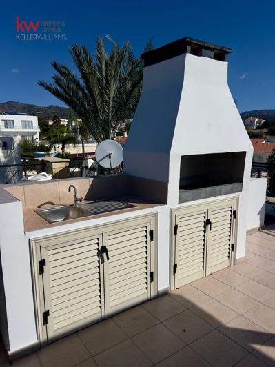 Image No.15-3 Bed House for sale