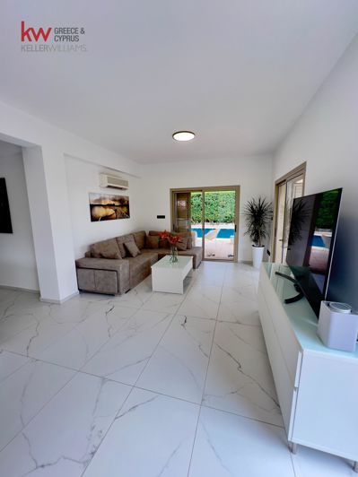 Image No.3-3 Bed House for sale