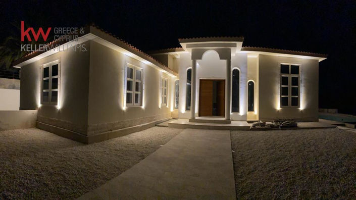 Image No.1-3 Bed Villa for sale