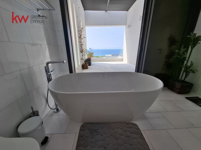 Image No.16-5 Bed Villa for sale