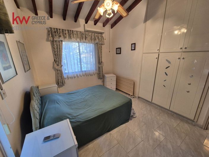 Image No.20-2 Bed Bungalow for sale