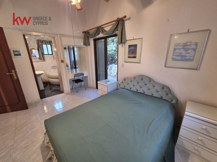 Image No.29-2 Bed Bungalow for sale