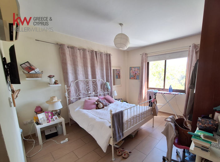 Image No.9-4 Bed House for sale