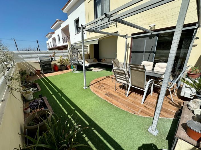 Image No.14-3 Bed House for sale