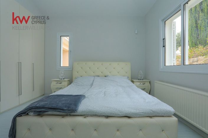 Image No.15-5 Bed Bungalow for sale