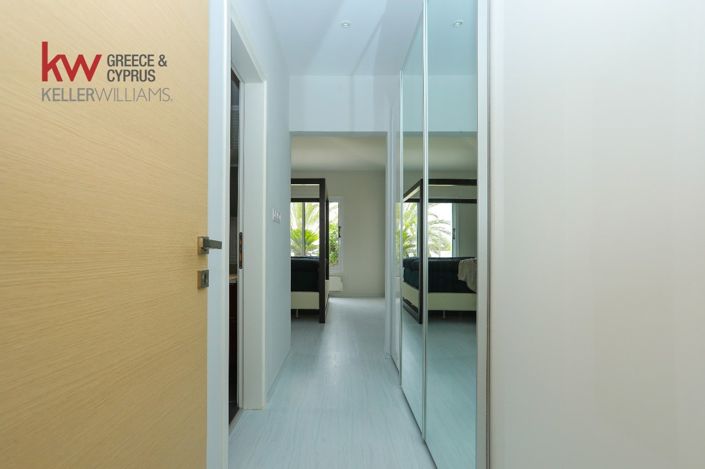 Image No.8-5 Bed Bungalow for sale